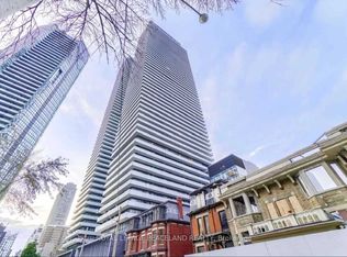 50 Charles St E #3206, Toronto, ON M4Y 0C3