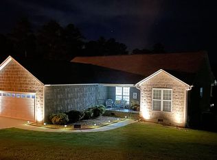 2555 Cedar Cir, Hokes Bluff, AL 35903