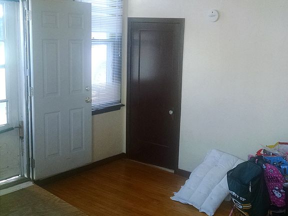 2nd image of 1567 W Oklahoma Ave