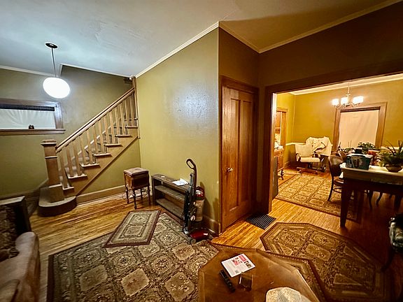 4th image of 418 Orchard Park