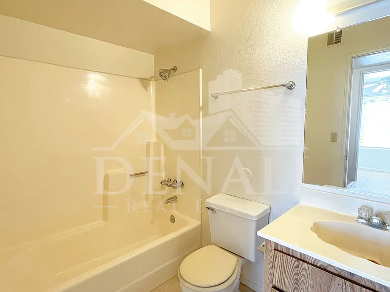 19601 N 7th St #1008 — Photo 19