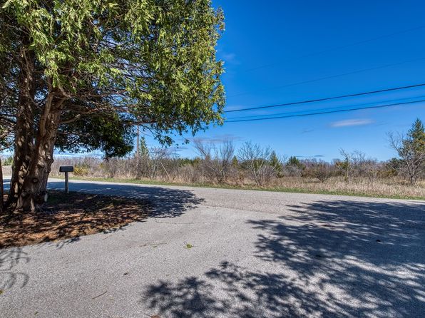 10471 Town Line Dr, Sister Bay, WI 54234