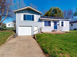 504 E 21st St S, Newton, IA 50208