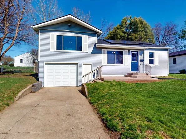504 E 21st St S, Newton, IA 50208