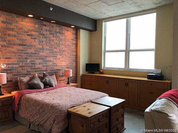 4th image of 133 NE 2nd Ave APT 2305