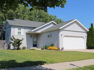 1200 Lombardi Way, Waukesha, WI 53186