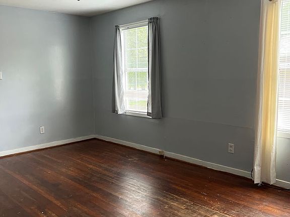 5th image of 810 Marvin Ave