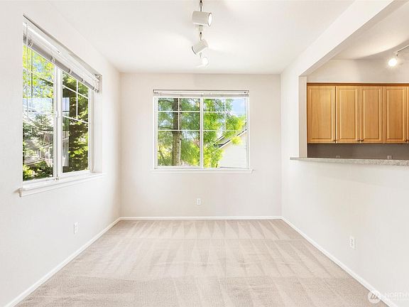 4th image of 13000 Admiralty Way #D204