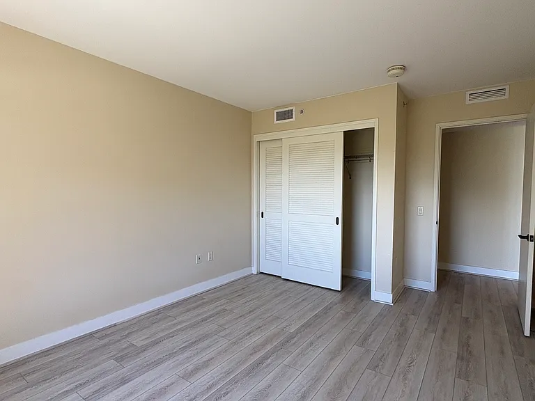 2nd bedroom closet