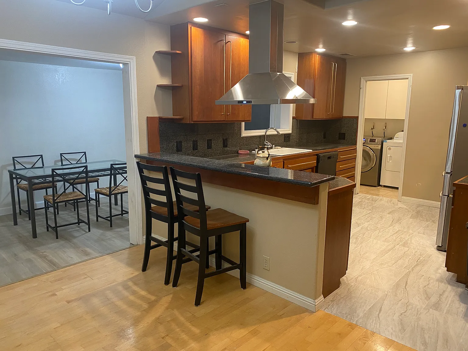 4 bed, 1800 sqft, $6,200 — Photo 4