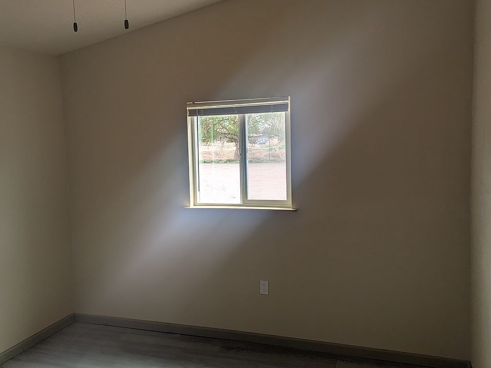 1st image of 95 Salazar Ln