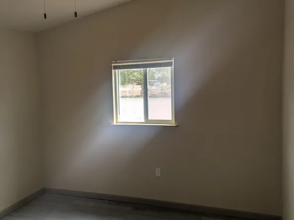 95 Salazar Ln, Ponderosa, NM 87044