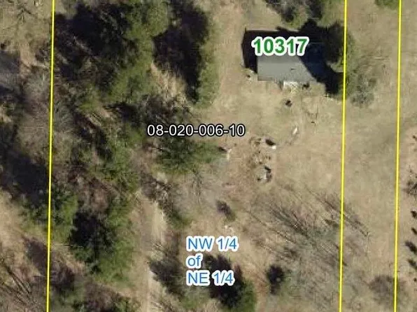10317 N Long Lake Rd, Traverse City, MI 49685