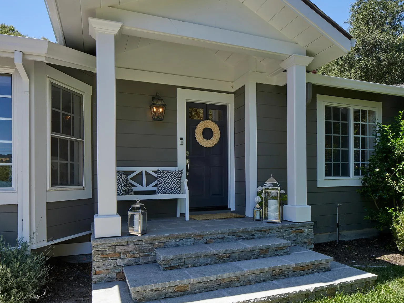 21 Sleepy Hollow Ln — Photo 1