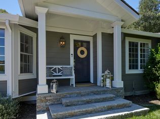 21 Sleepy Hollow Ln, Orinda, CA 94563