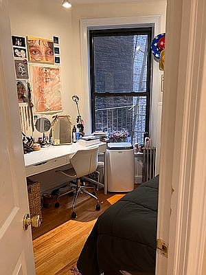 2nd image of 231 E 50th St APT 2F