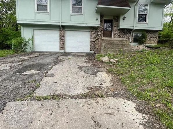 179 SE 431st Rd, Warrensburg, MO 64093