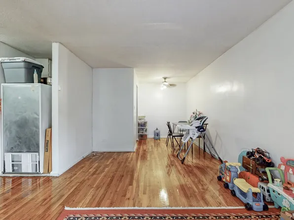 41-42 73rd Street image 5 of 8