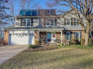 6701 Bunker Hill Cir, Downers Grove, IL 60516