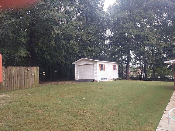 3rd image of 400 Jackson Forest Rd