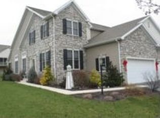 1091 Hammon Ave, Ephrata, PA 17522