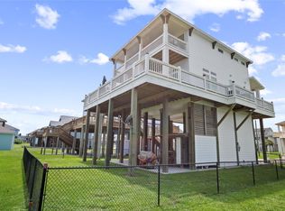 2630 Breaker Dr, Crystal Beach, TX 77650