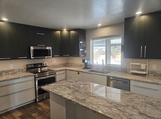 1635 NE Urwin St, Mountain Home, ID 83647