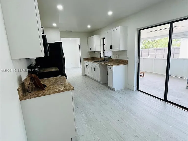 1707 S Curlew Ln — Photo 7