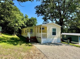 1033 Tatoga Dr, Festus, MO 63028