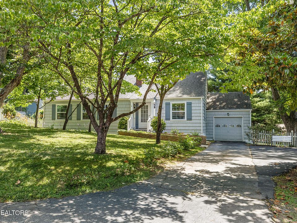 1st image of 406 Circle Hill Dr