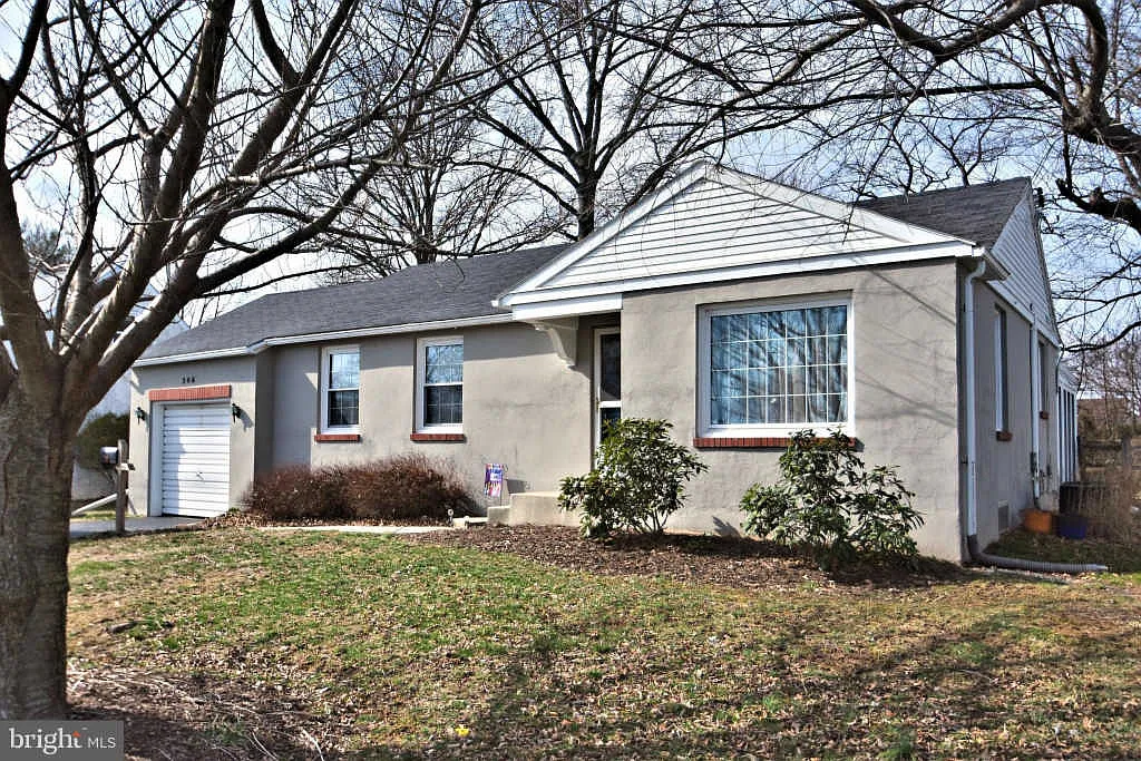 308 Clear Spring Rd photo 1