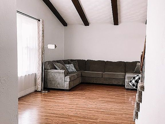 2nd image of 407 Thouvenot Ln