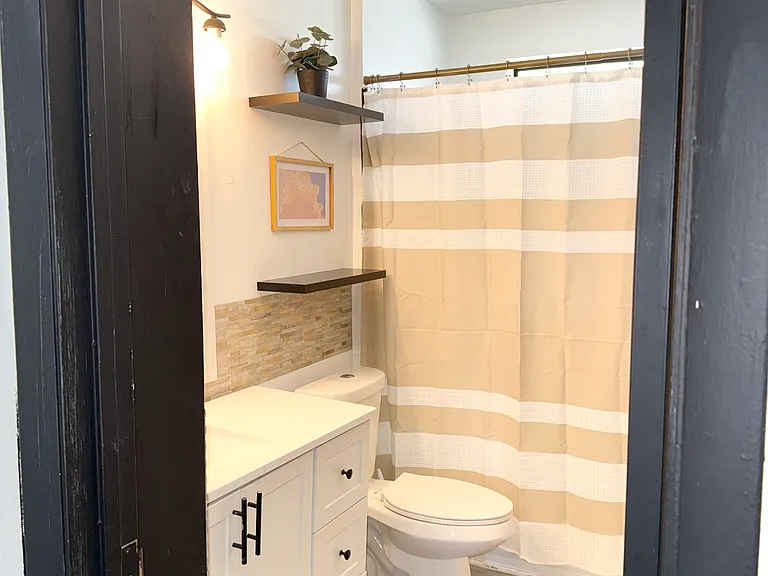 738 Woodbox Dr — Photo 8
