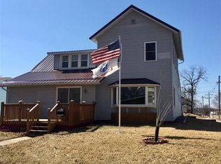 1310 7th Ave, Belle Plaine, IA 52208