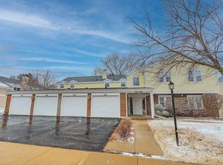 210 S High Point Rd, Madison, WI 53717