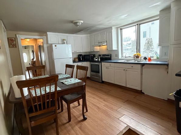 92 Arlington St Floor 1