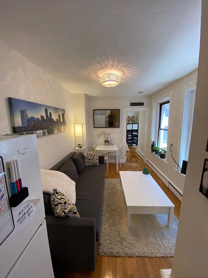 Check out this 1 bed in the North End! — Photo 1