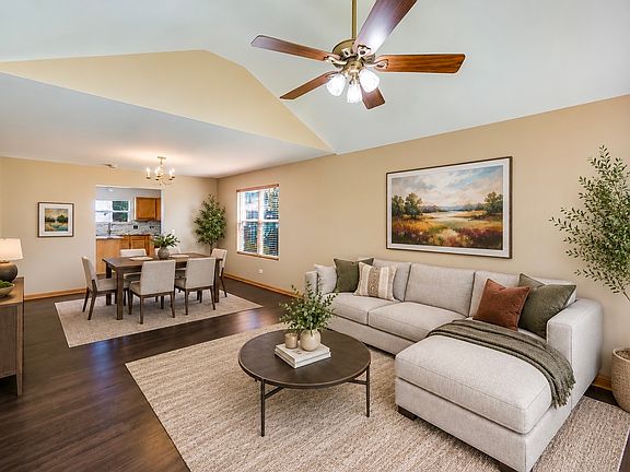 5th image of 1434 Hawk Dr