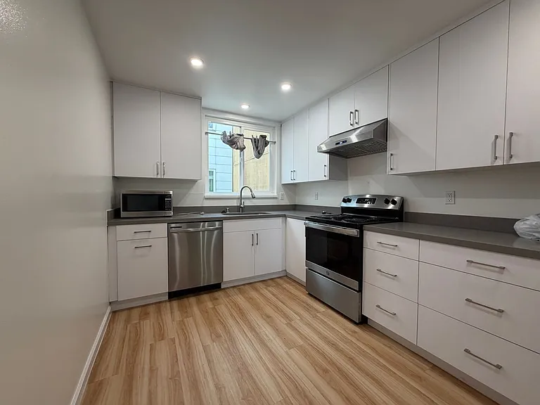 1010 Anza St #103 — Photo 9