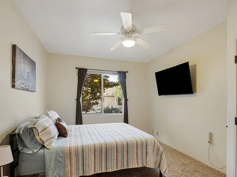 8860 Desert Fox Way NE — Photo 11