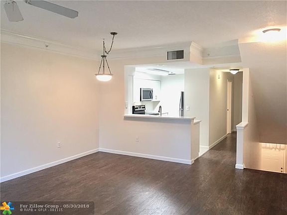 2nd image of 2024 Alta Meadows Ln APT 804