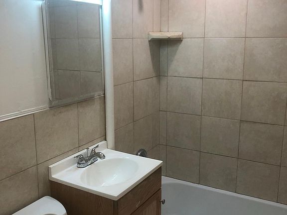 3rd image of 222 S Madison St #1