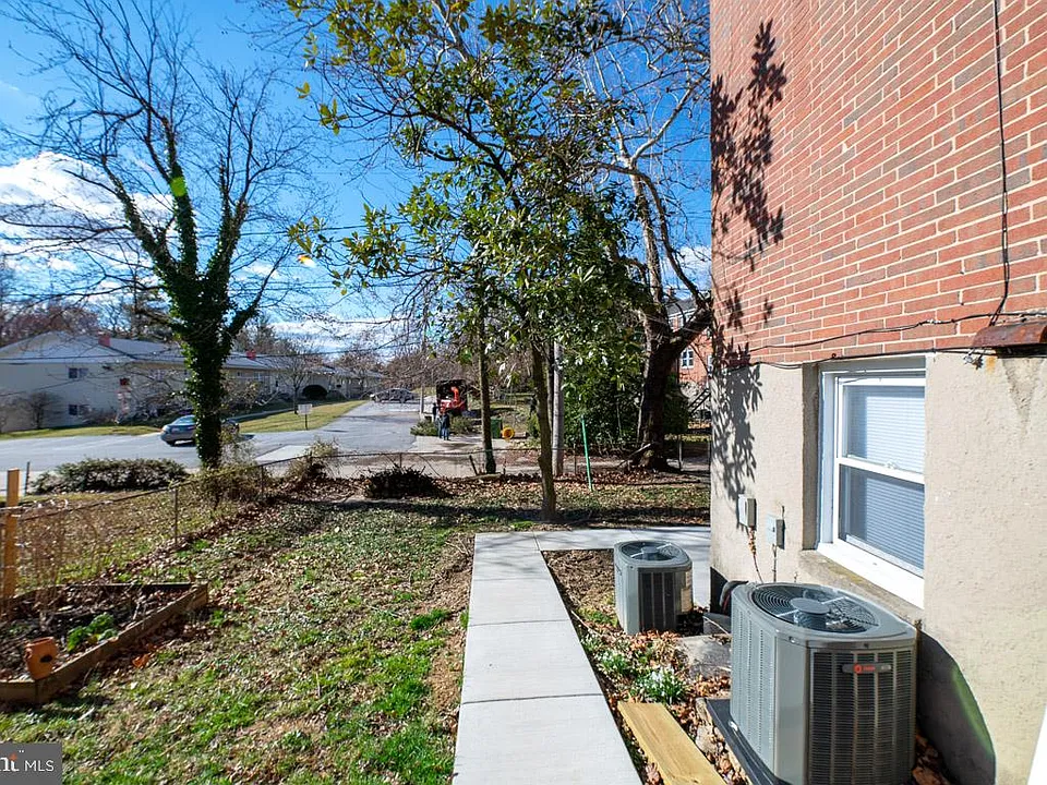 1007 Cedarcroft Rd #1