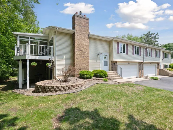 9946 Cavell Ave S, Bloomington, MN 55438