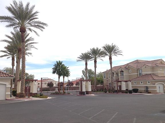 3rd image of 5855 Valley Dr Unit 1084