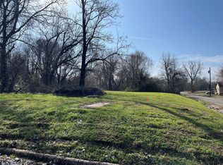 606 Grove St, Paris, TX 75460