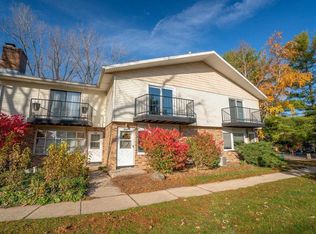 1238 N Gammon Rd, Middleton, WI 53562