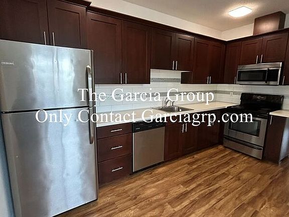 3rd image of 7128 N Richmond Ave APT 6