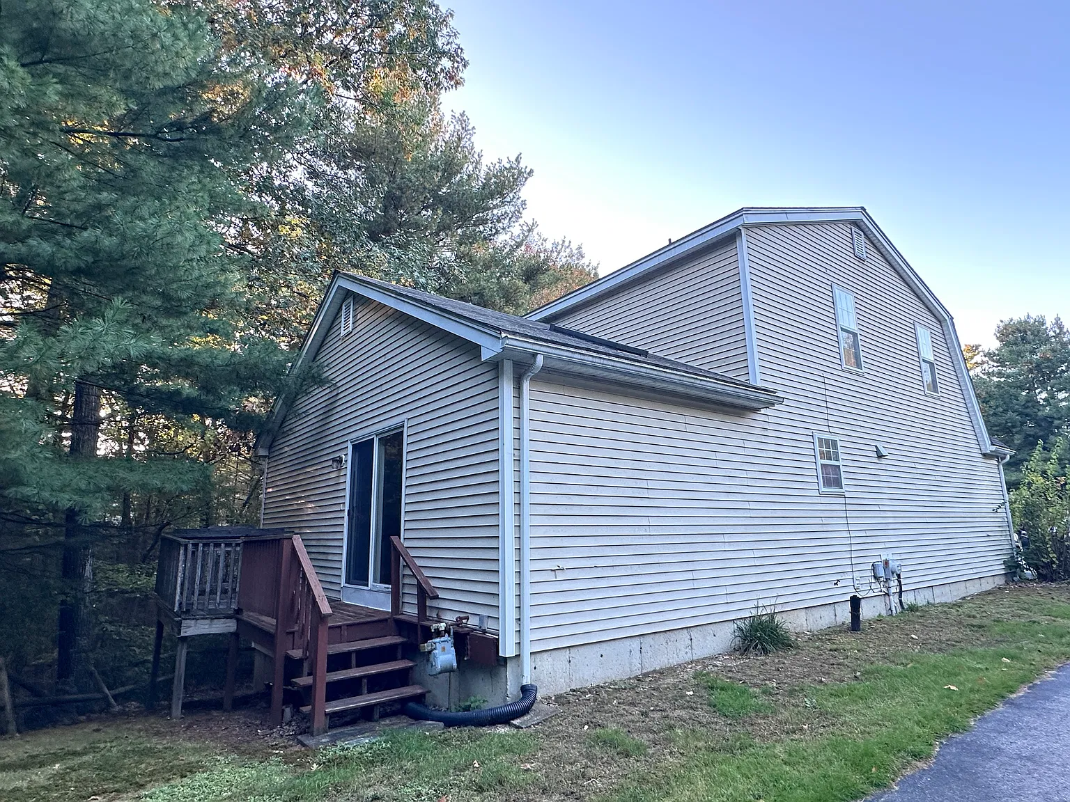 Magnolia Ln, Marlborough — Photo 2
