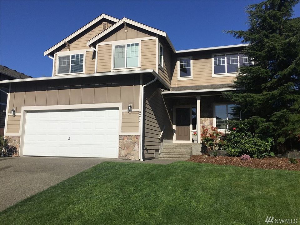 1st image of 9217 226th Ave E